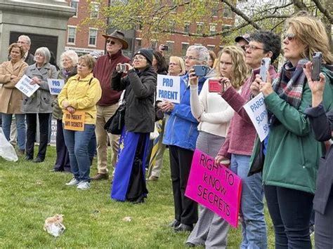 New Hampshire House voting on what parents should be told about transgender students